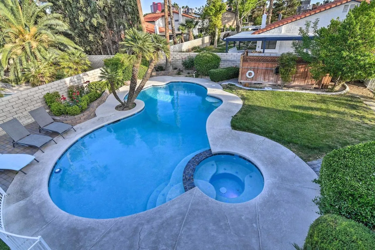 Holiday home Las Vegas House With Pool And Hot Tub - 1 Mi To Strip! Villa